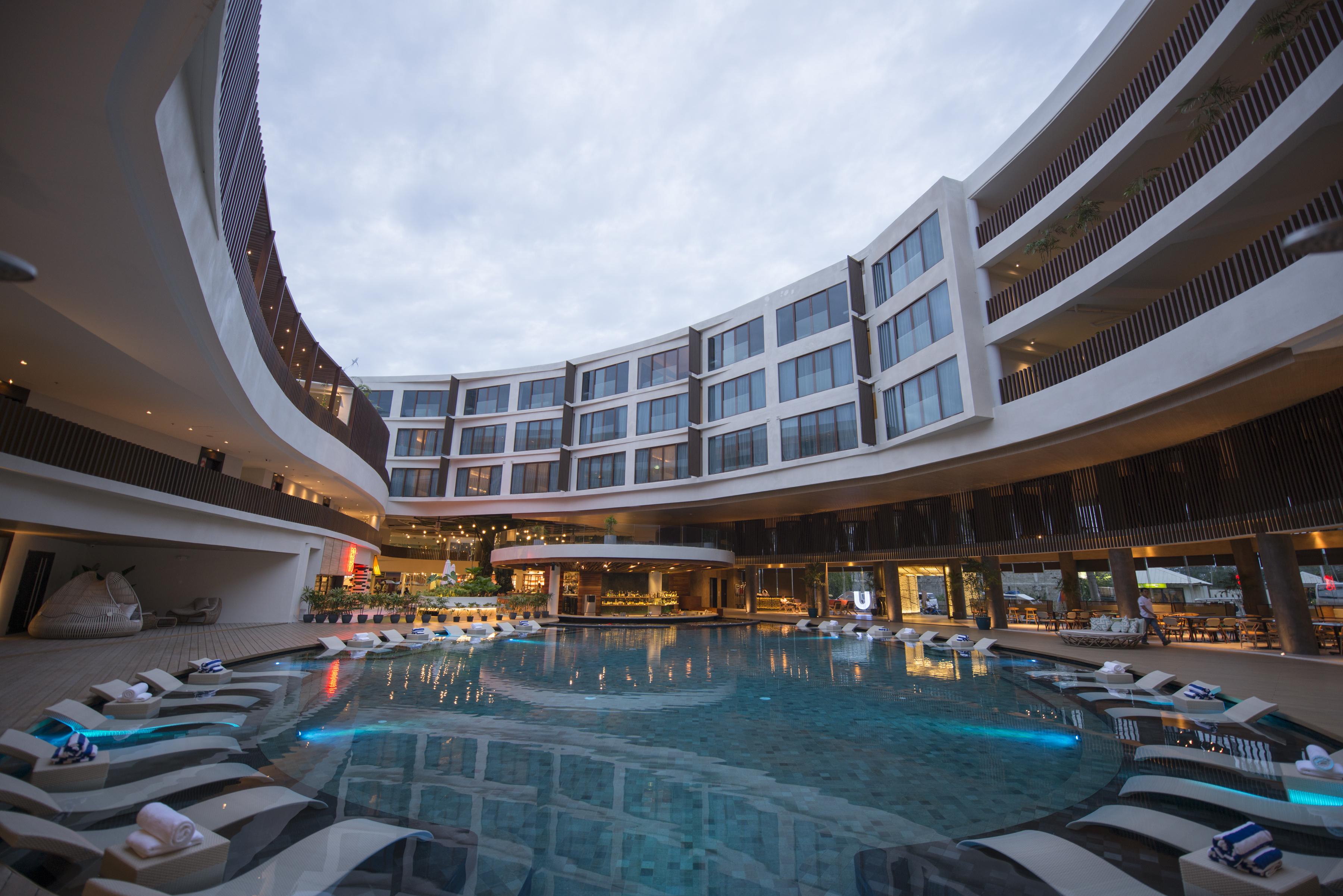 ฮิว โฮเทล แอนด์ รีสอร์ต โบราเคย์ เมเนจ บาย เอชไอไอ Hotel Manoc-Manoc ภายนอก รูปภาพ