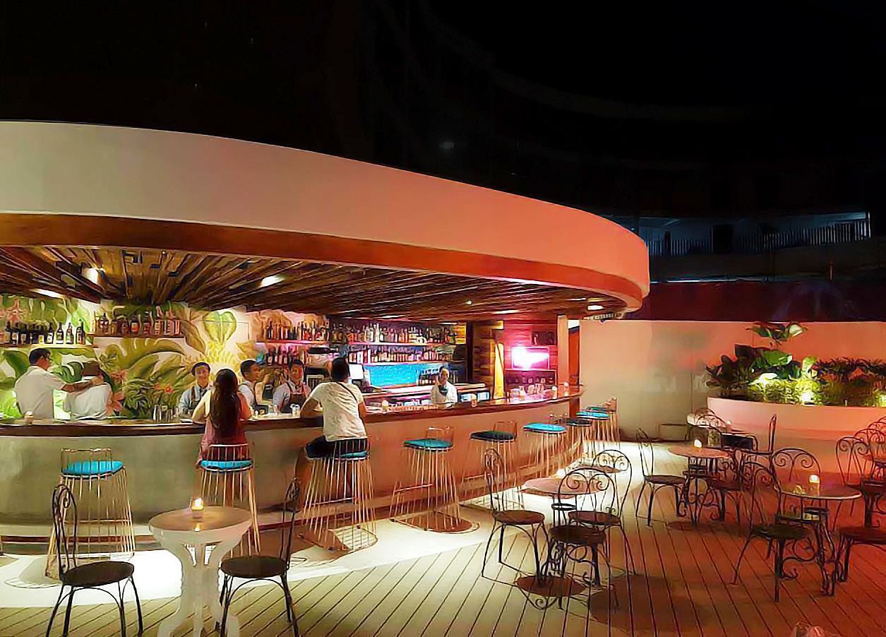 ฮิว โฮเทล แอนด์ รีสอร์ต โบราเคย์ เมเนจ บาย เอชไอไอ Hotel Manoc-Manoc ภายนอก รูปภาพ