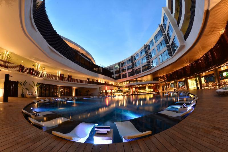 ฮิว โฮเทล แอนด์ รีสอร์ต โบราเคย์ เมเนจ บาย เอชไอไอ Hotel Manoc-Manoc ภายนอก รูปภาพ