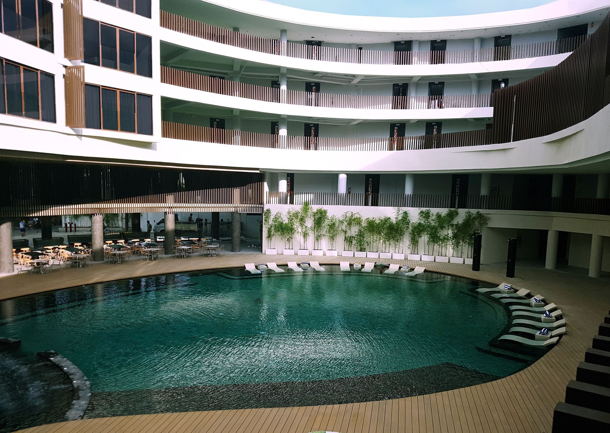 ฮิว โฮเทล แอนด์ รีสอร์ต โบราเคย์ เมเนจ บาย เอชไอไอ Hotel Manoc-Manoc ภายนอก รูปภาพ