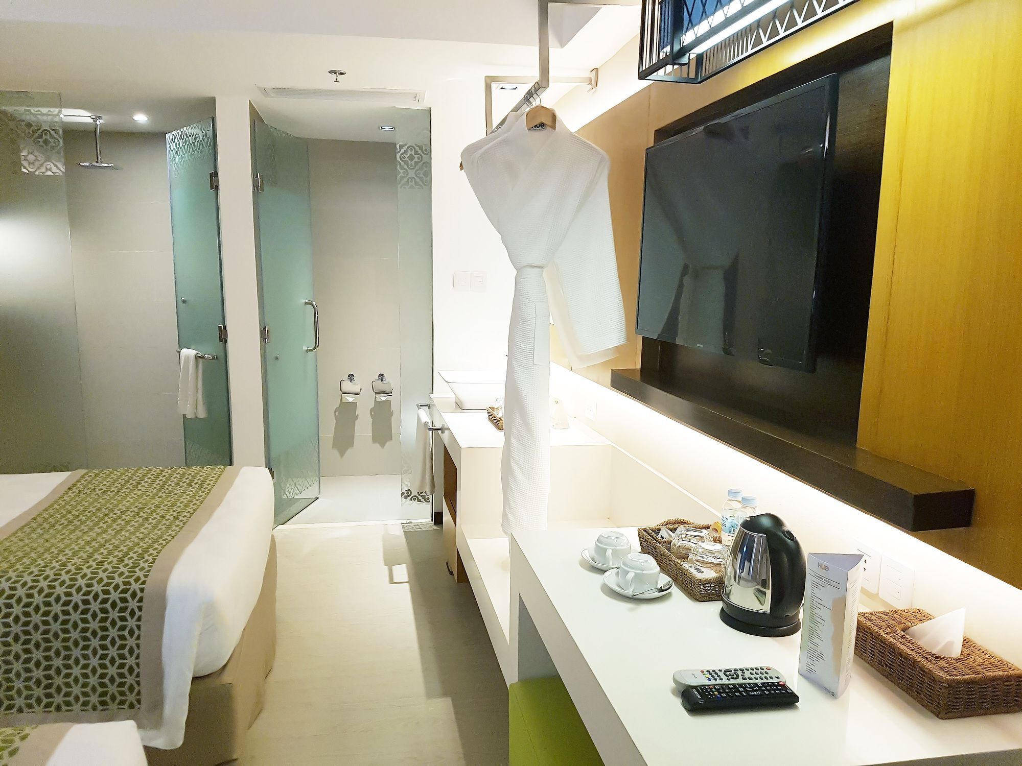 ฮิว โฮเทล แอนด์ รีสอร์ต โบราเคย์ เมเนจ บาย เอชไอไอ Hotel Manoc-Manoc ภายนอก รูปภาพ